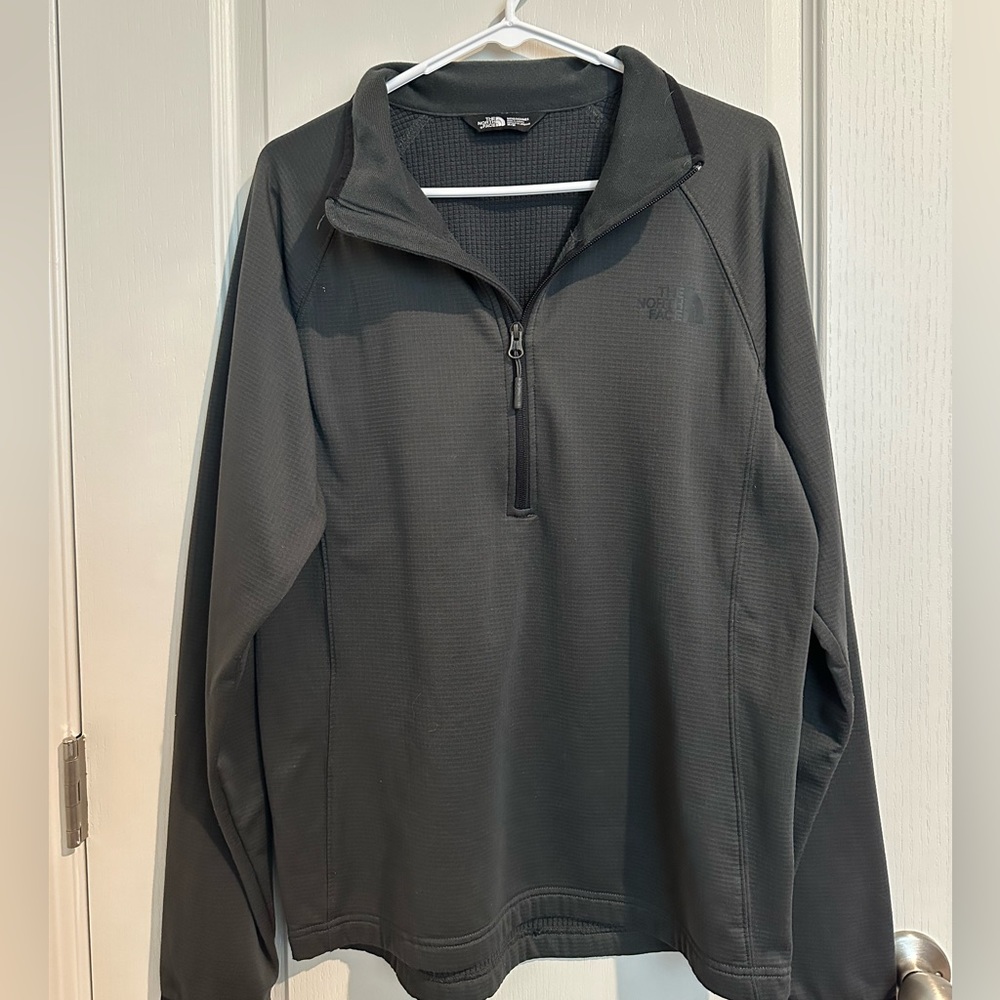 North Face Men's Pullover